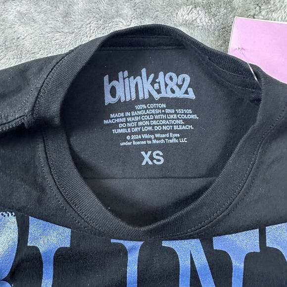 Blink 182 Band Tee Graphic Shirt Black XS 19x24 Punk Rock Tour Merch 2024‎ - Picture 3 of 6